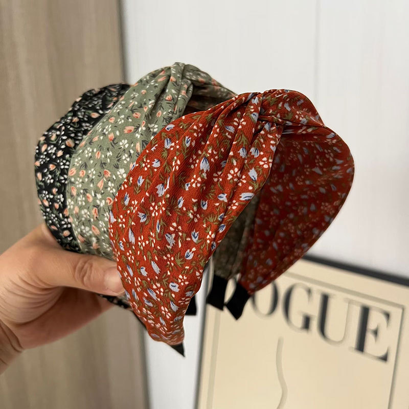 Travel Accessories Aesthetic - Weiches Baumwoll-Haarband mit kleinem Blumenmuster und